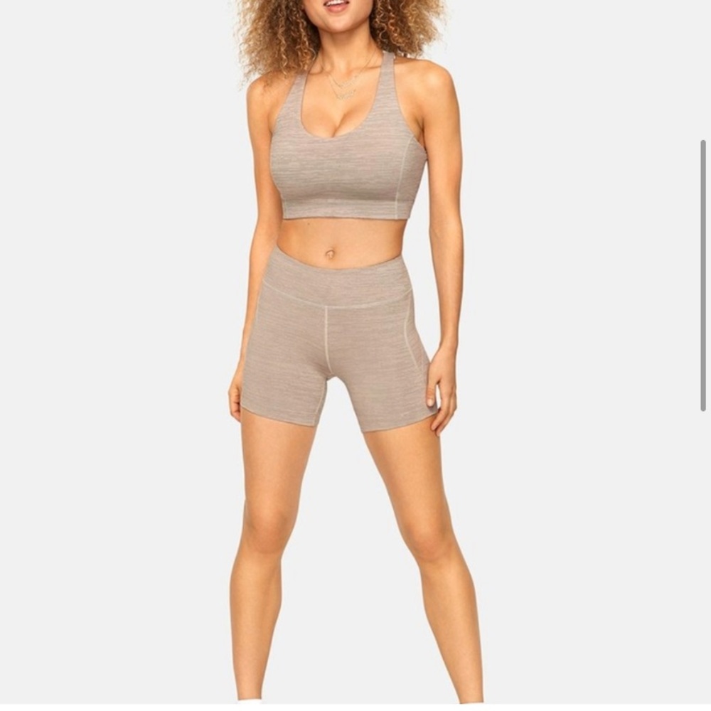 Outdoor Voices Doing things sports bra